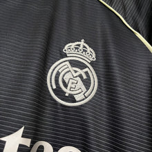 Carregar imagem no visualizador da galeria, Camisa II Real Madrid 2025/26