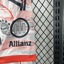 Carregar imagem no visualizador da galeria, Camisa II Bayern de Munique 2025/26