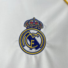 Carregar imagem no visualizador da galeria, Camisa I Real Madrid 2025/26