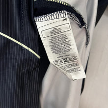 Carregar imagem no visualizador da galeria, Camisa II Real Madrid 2025/26