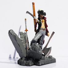 Carregar imagem no visualizador da galeria, Action Figure Mihawk - One Piece