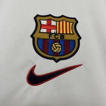 Carregar imagem no visualizador da galeria, Camisa Retrô Barcelona II 1998/99
