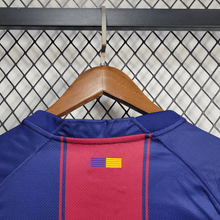 Carregar imagem no visualizador da galeria, Camisa I Barcelona 2025/26
