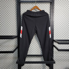 Carregar imagem no visualizador da galeria, Calça de treino Internacional 23/24
