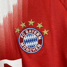 Carregar imagem no visualizador da galeria, Camisa I Bayern de Munique 2025/26
