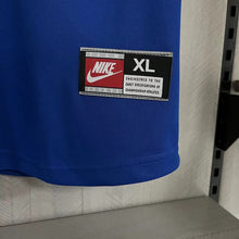 Carregar imagem no visualizador da galeria, Camisa Retrô Barcelona I 1998/99
