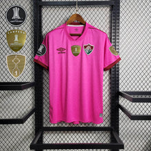 Carregar imagem no visualizador da galeria, Camisa Outubro Rosa Fluminense 2023/24 - Com Patchs Libertadores

