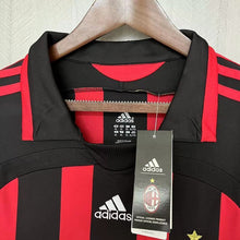 Carregar imagem no visualizador da galeria, Camisa I Retrô Milan 2006/07
