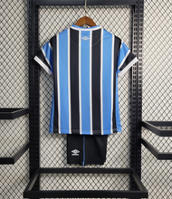 Carregar imagem no visualizador da galeria, Kit Infantil Grêmio - 23/24
