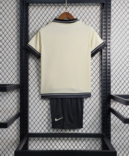 Carregar imagem no visualizador da galeria, Kit Infantil Manto Corinthians - 23/24
