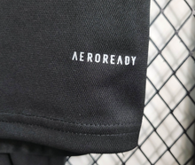 Carregar imagem no visualizador da galeria, Kit Infantil Real Madrid - 2023/24
