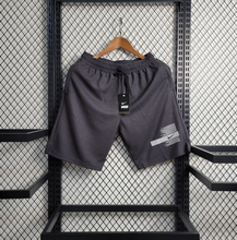 Carregar imagem no visualizador da galeria, Shorts Nike Cinza - Com Bolso
