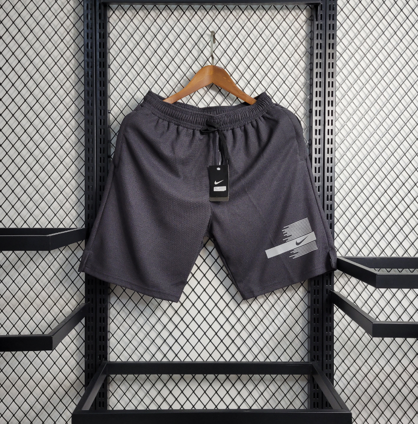 Shorts Nike Cinza - Com Bolso