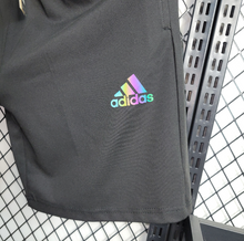 Carregar imagem no visualizador da galeria, Shorts Adidas Sports - Com Bolso
