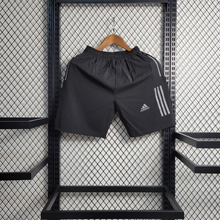 Carregar imagem no visualizador da galeria, Shorts Adidas Basic - Com Bolso
