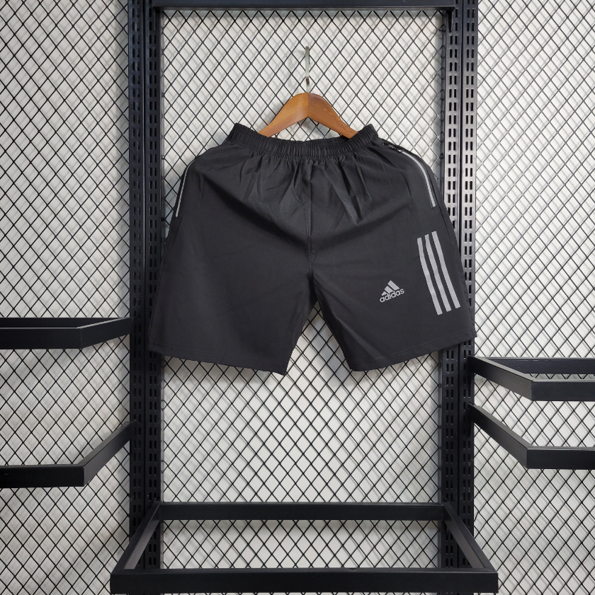 Shorts Adidas Basic - Com Bolso