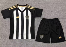 Carregar imagem no visualizador da galeria, Kit Infantil Atlético Mineiro - 25/26
