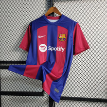 Carregar imagem no visualizador da galeria, Camisa I Barcelona 2023/2024

