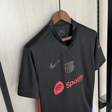 Carregar imagem no visualizador da galeria, Camisa II Barcelona 2024/25
