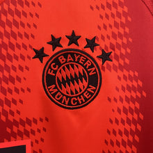Carregar imagem no visualizador da galeria, Camisa I Bayern de Munique 2024/25

