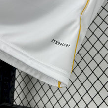 Carregar imagem no visualizador da galeria, Camisa I Real Madrid 2025/26

