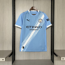 Carregar imagem no visualizador da galeria, Camisa I Manchester City 2025/26
