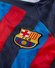 Carregar imagem no visualizador da galeria, Camisa I Barcelona 2022/2023
