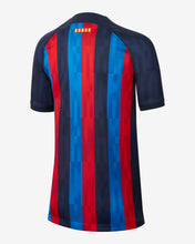 Carregar imagem no visualizador da galeria, Camisa I Barcelona 2022/2023
