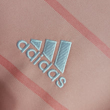 Carregar imagem no visualizador da galeria, Camisa Internacional - Outubro Rosa 21/22
