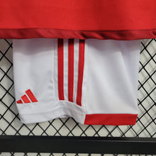 Carregar imagem no visualizador da galeria, Kit Infantil Internacional - 23/24
